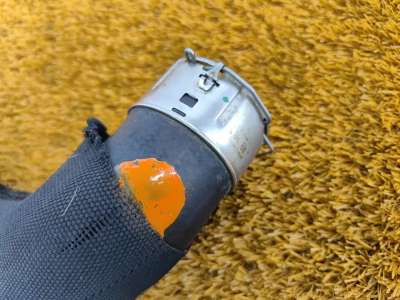 Патрубок интеркулера