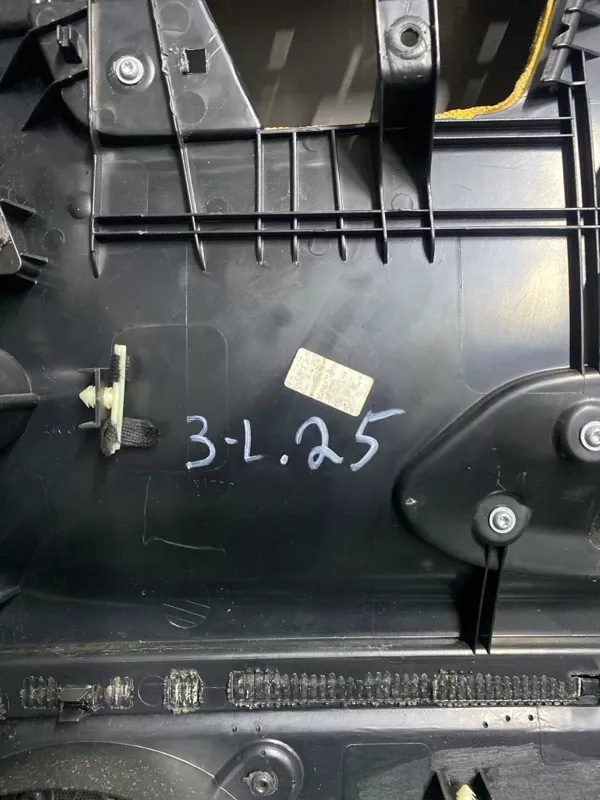 Обшивка двери Audi A4 2006 8E0867305 B7, задняя левая