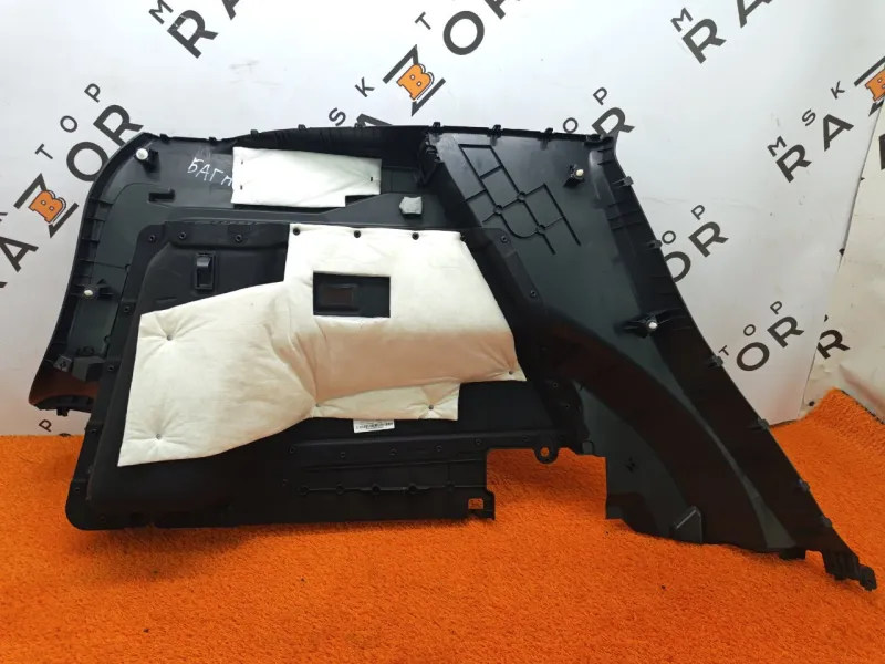 Обшивка багажника