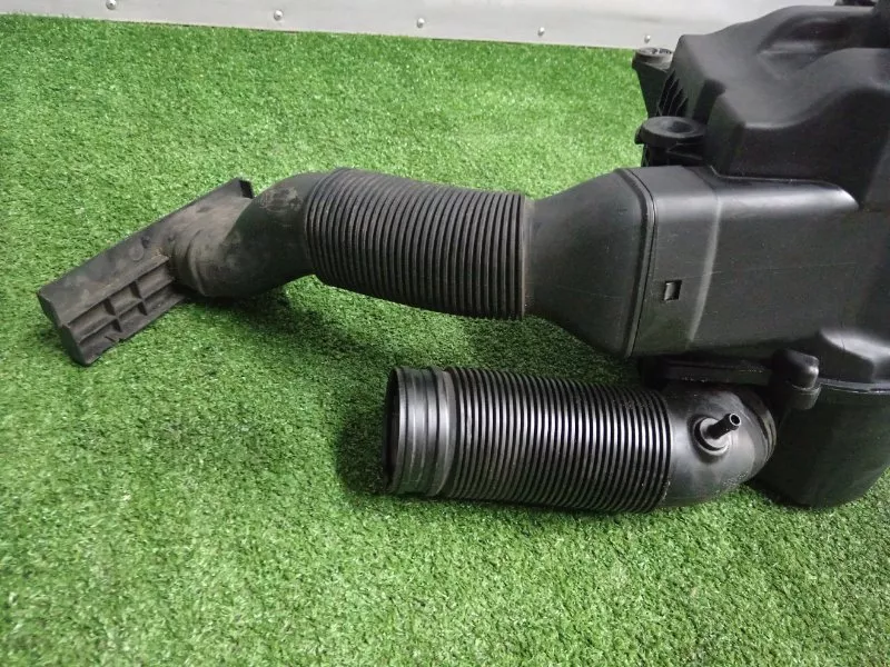 Фильтр воздушный двигателя