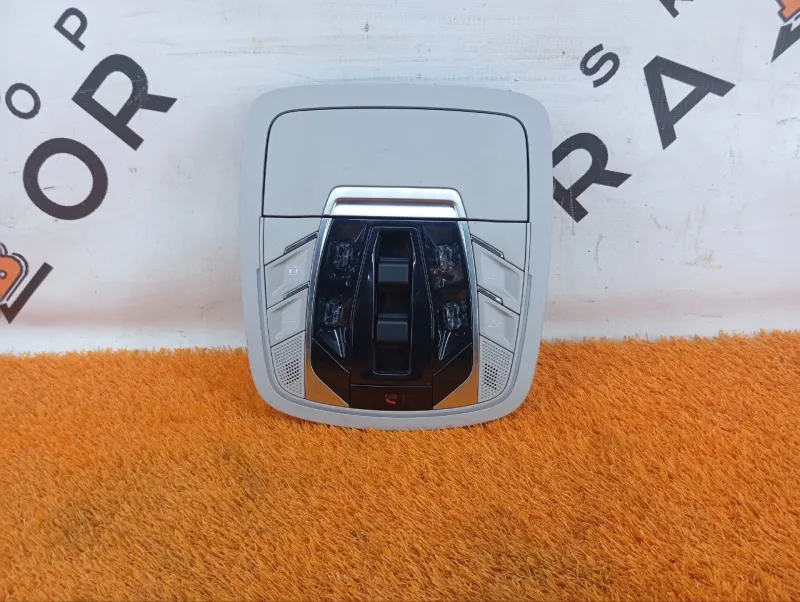 Плафон салона