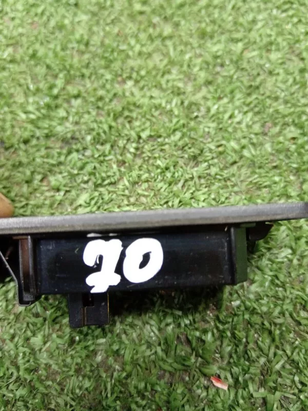 Плафон подсветки багажника