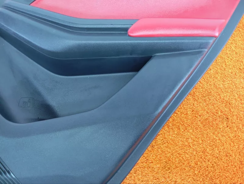 Обшивка двери