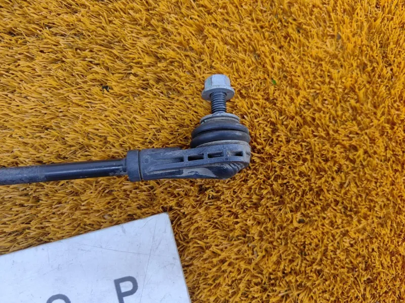 Стойка стабилизатора