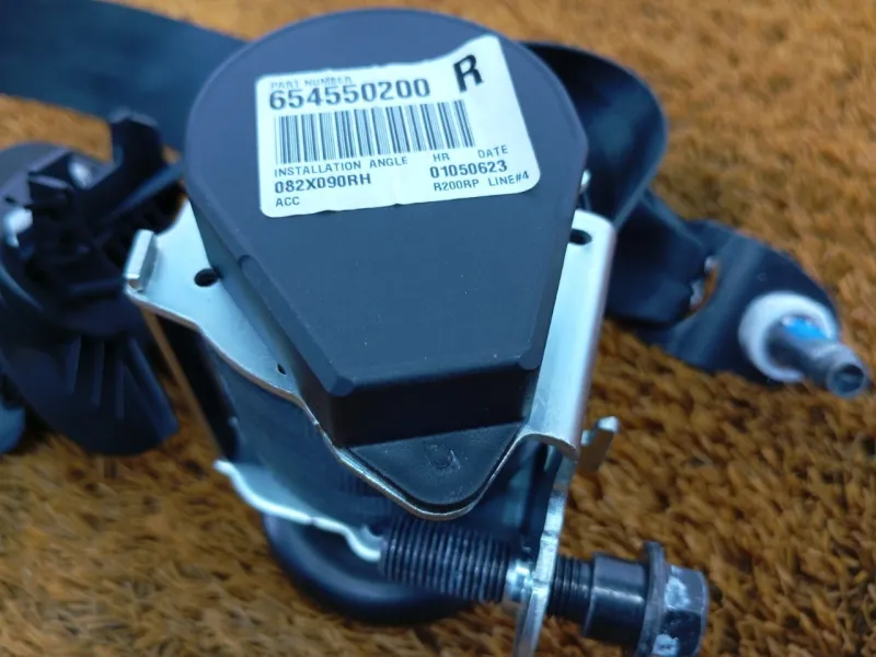 Ремень безопасности