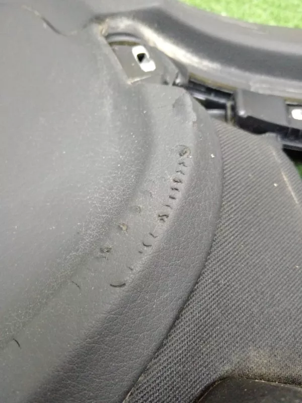 Обшивка двери Audi A4 2005 8E1867106В B6, передняя правая