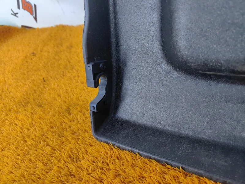 Полка багажника