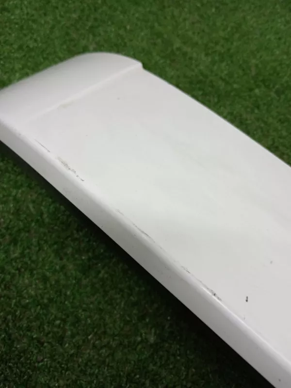 Спойлер багажника