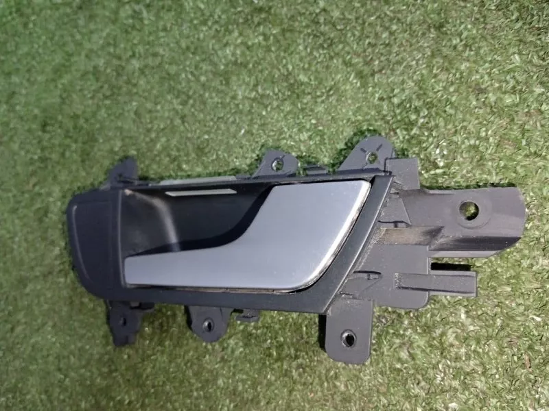 Ручка двери внутренняя Audi A4 2012 8K0839020E B8, задняя правая