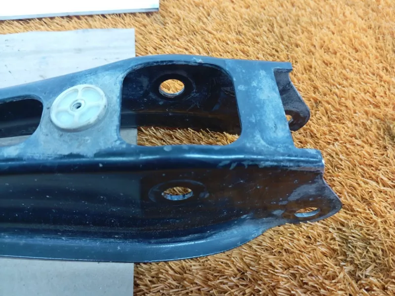 Рычаг подвески