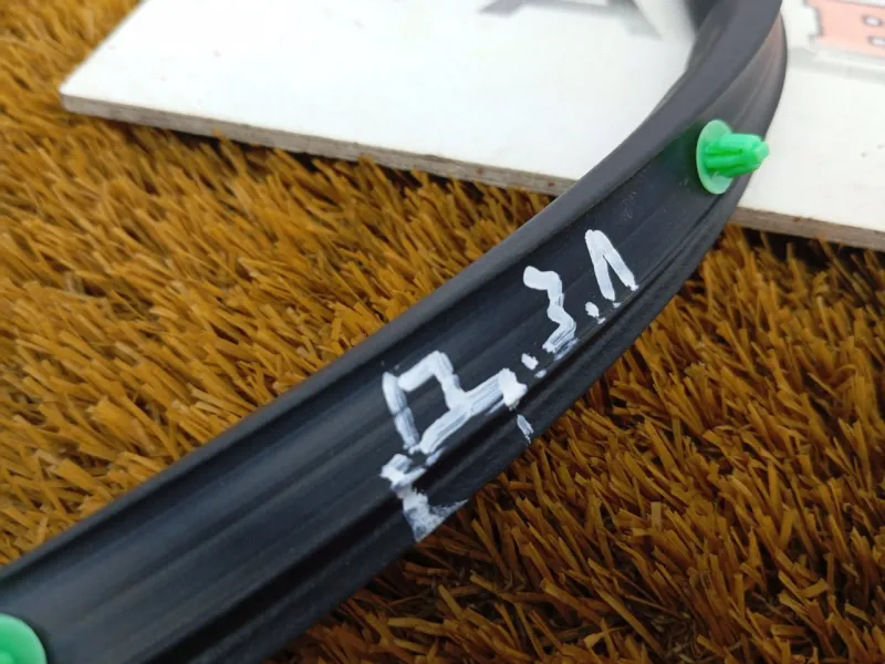 Уплотнитель двери