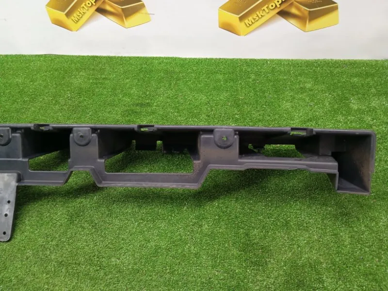 Усилитель бампера