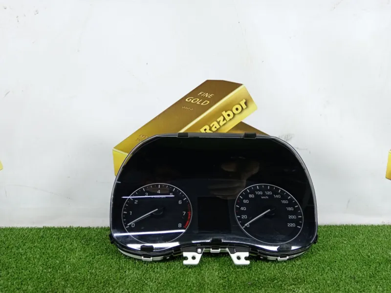 Панель приборов