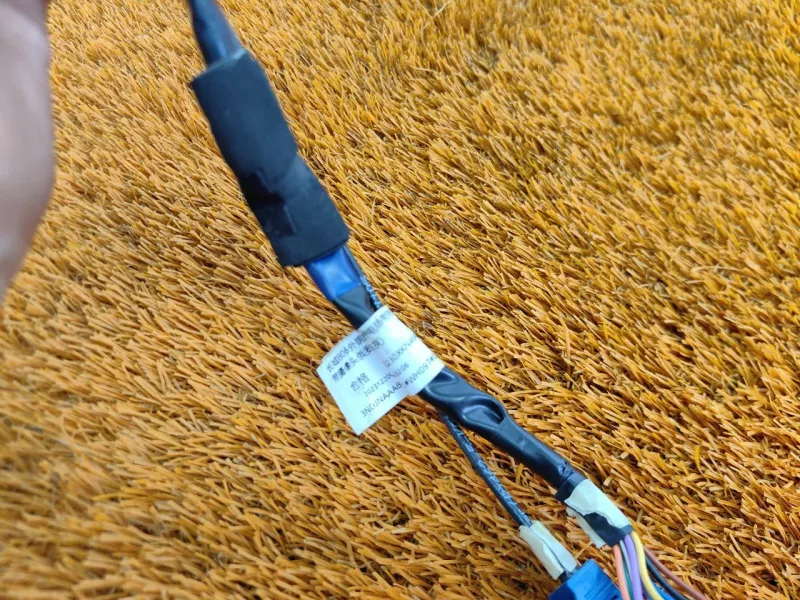 Зеркало боковое