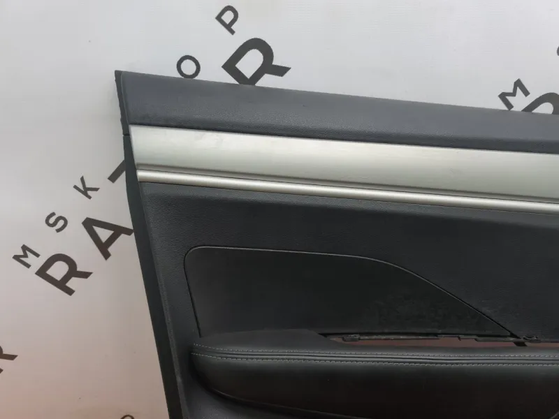 Обшивка двери