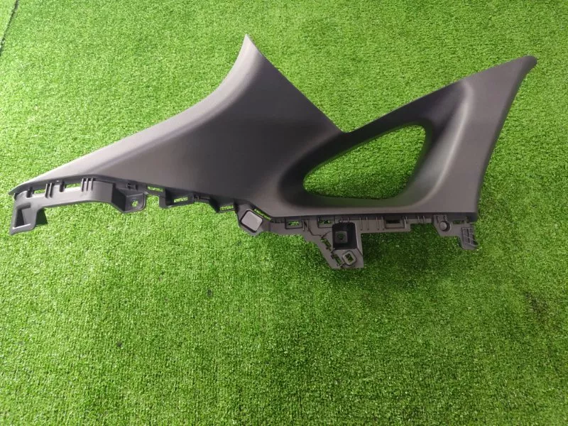 Накладка на стойку кузова