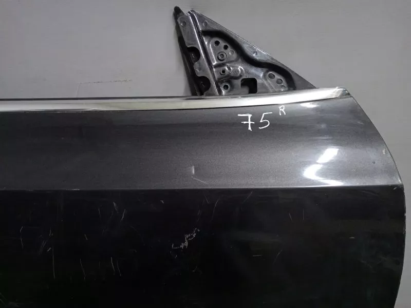 Дверь Audi A5 2010 8T8831052C 8T, передняя правая