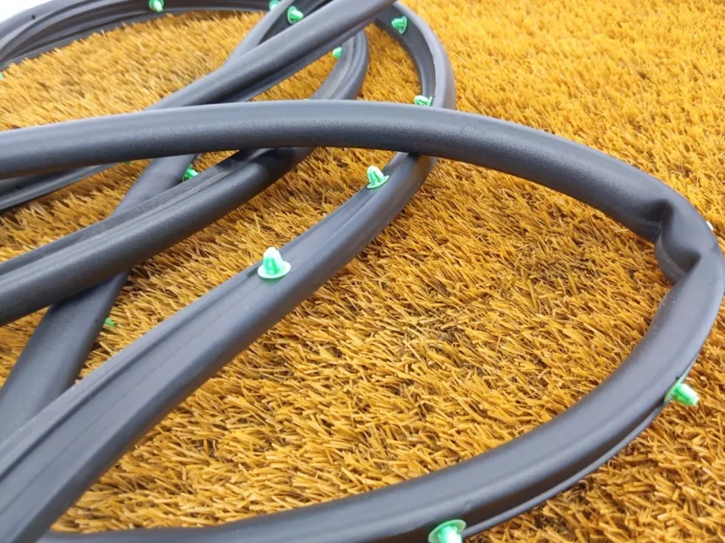 Уплотнитель двери