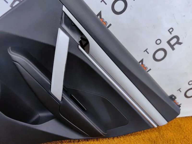 Обшивка двери