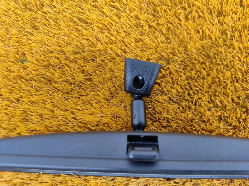 Зеркало заднего вида