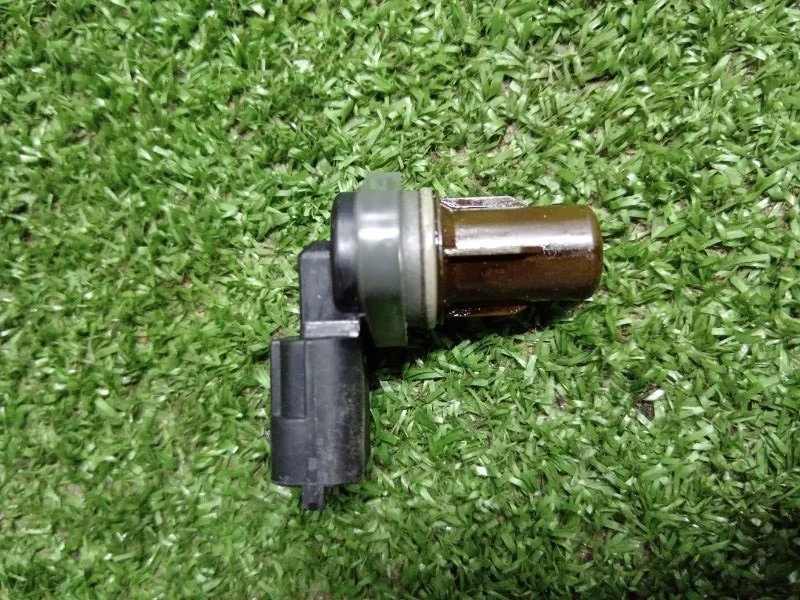 Датчик положения распредвала