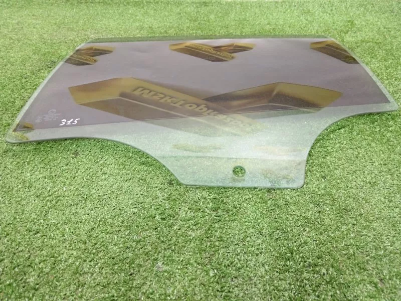 Стекло двери BMW 5-Series 2010 51357182125 F10, заднее левое