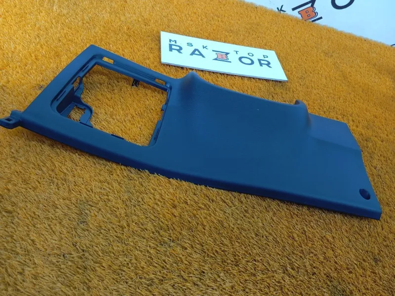 Накладка на торпедо