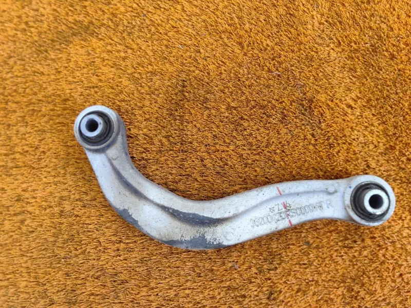 Рычаг подвески