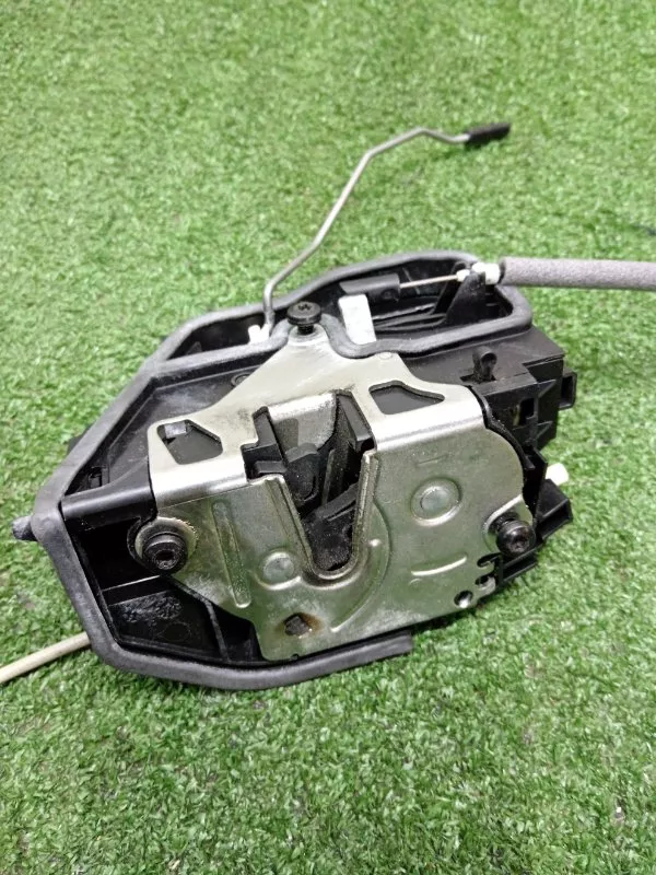 Замок двери