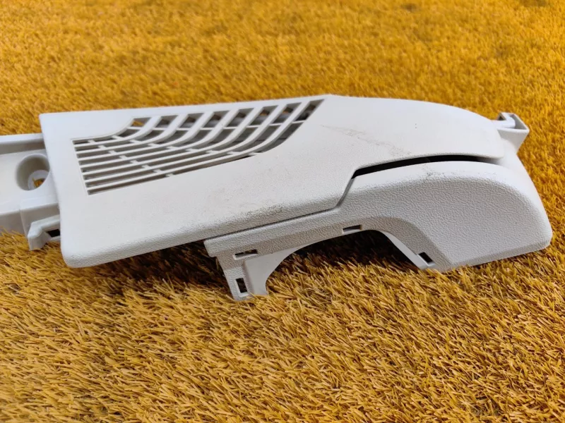 Обшивка багажника