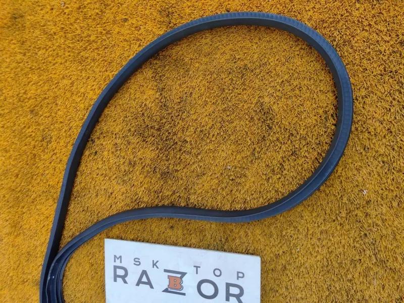 Уплотнитель проема двери