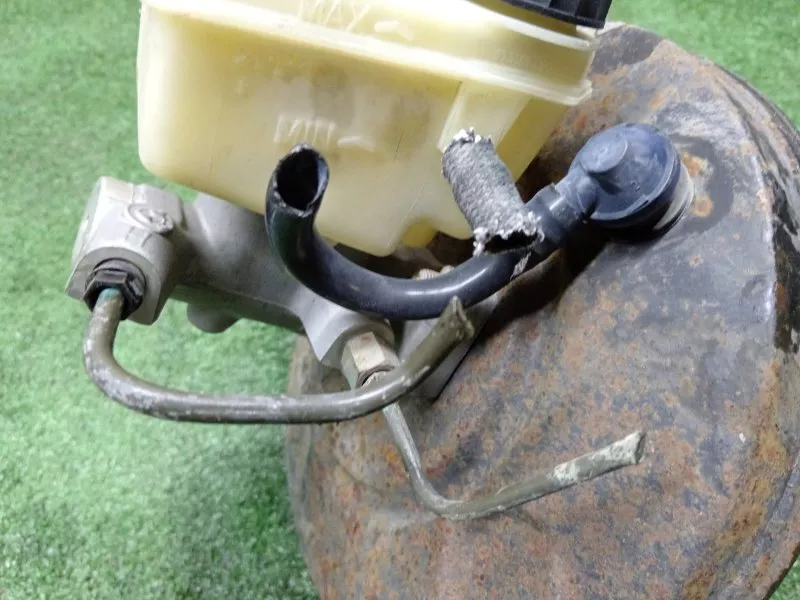 Главный тормозной цилиндр