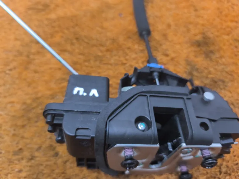 Замок двери