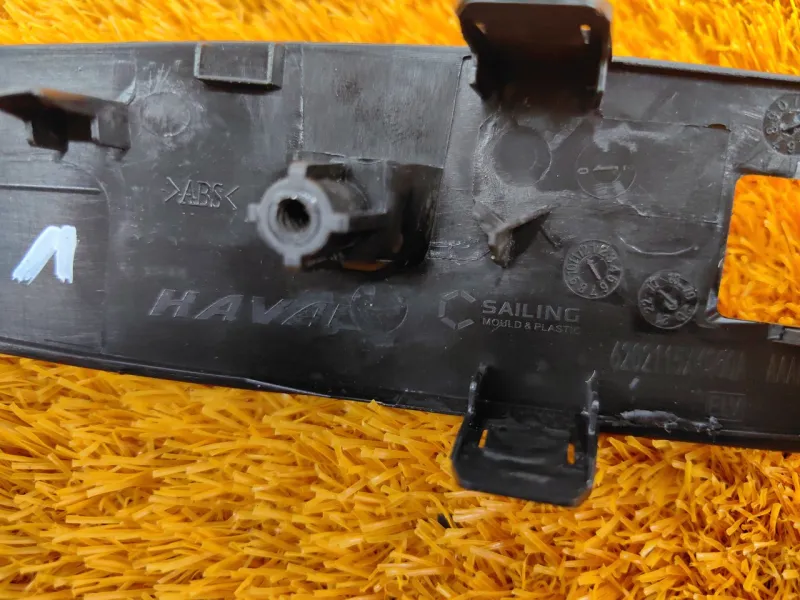 Молдинг двери