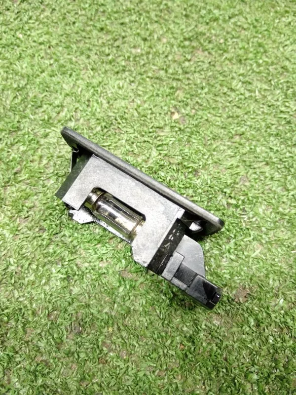 Фонарь подсветки номера