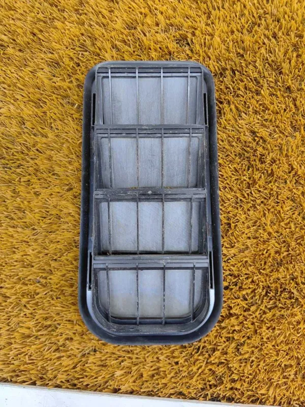 Решетка вентиляционная