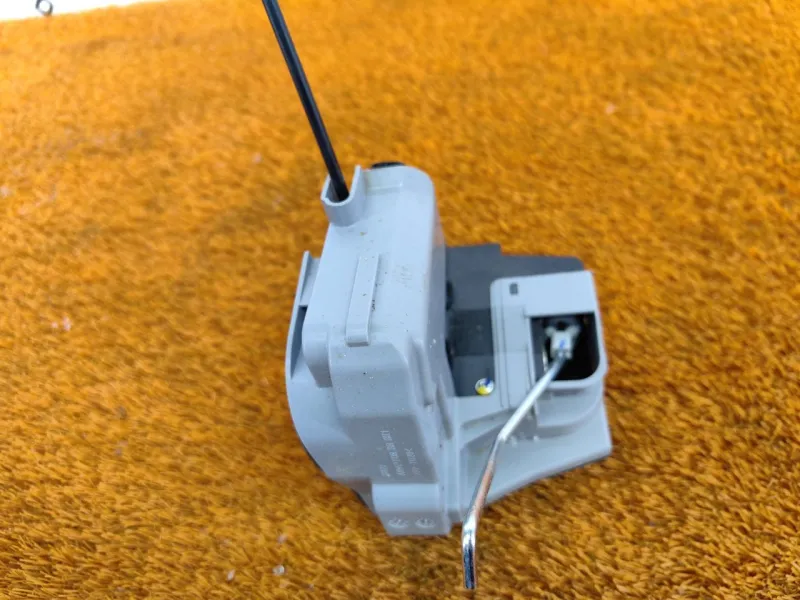 Замок двери