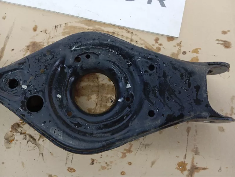 Рычаг подвески