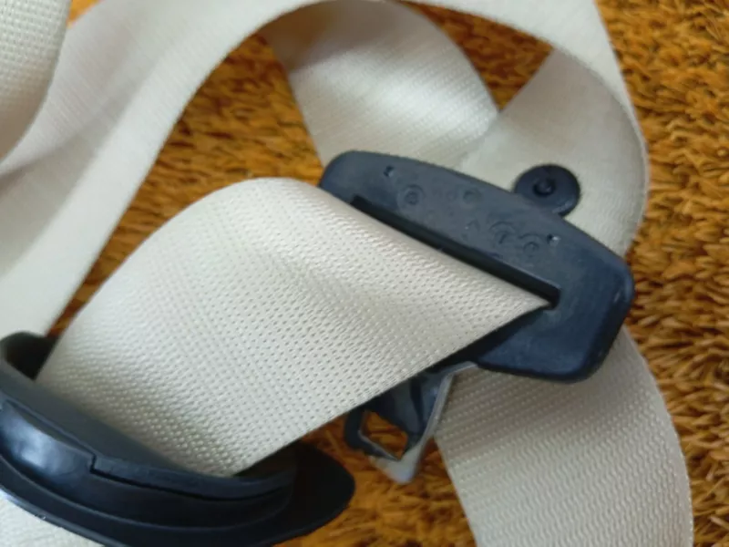 Ремень безопасности