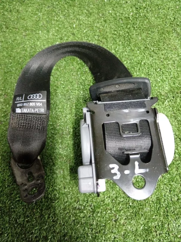 Ремень безопасности