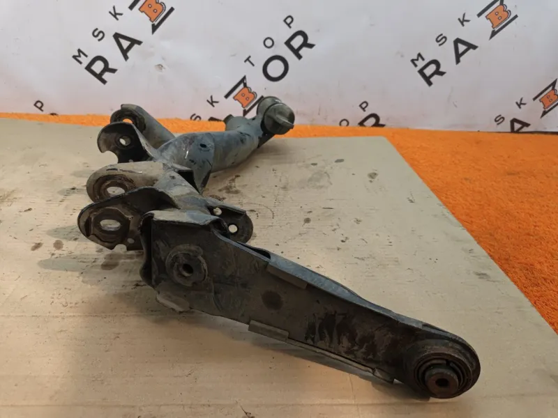 Рычаг подвески