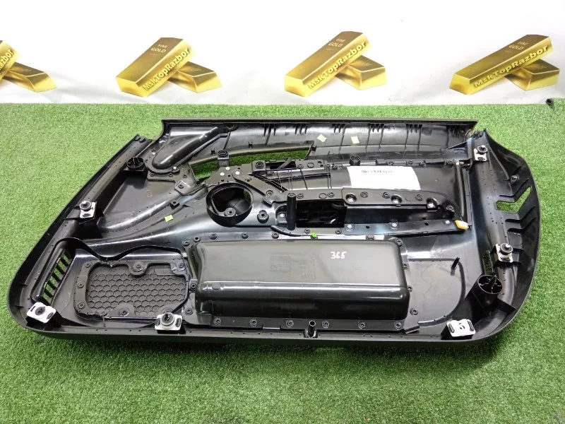 Обшивка двери Audi A6 2006 4F1867105A C6, передняя левая