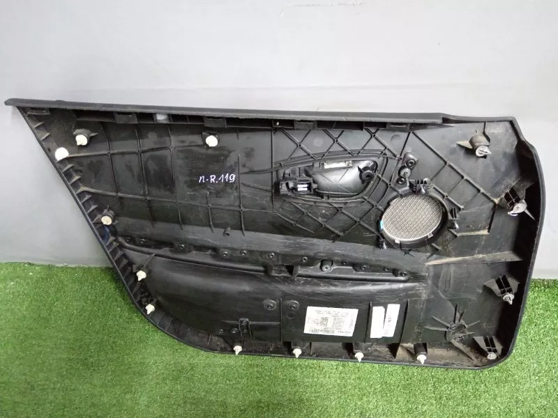 Обшивка двери BMW 1-Series 2004 51419121144 E87, передняя правая