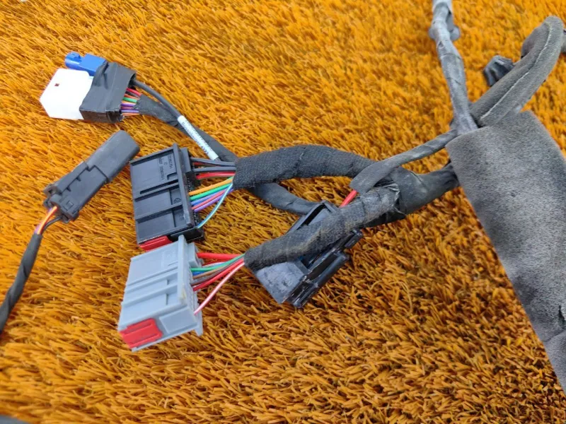 Проводка двери