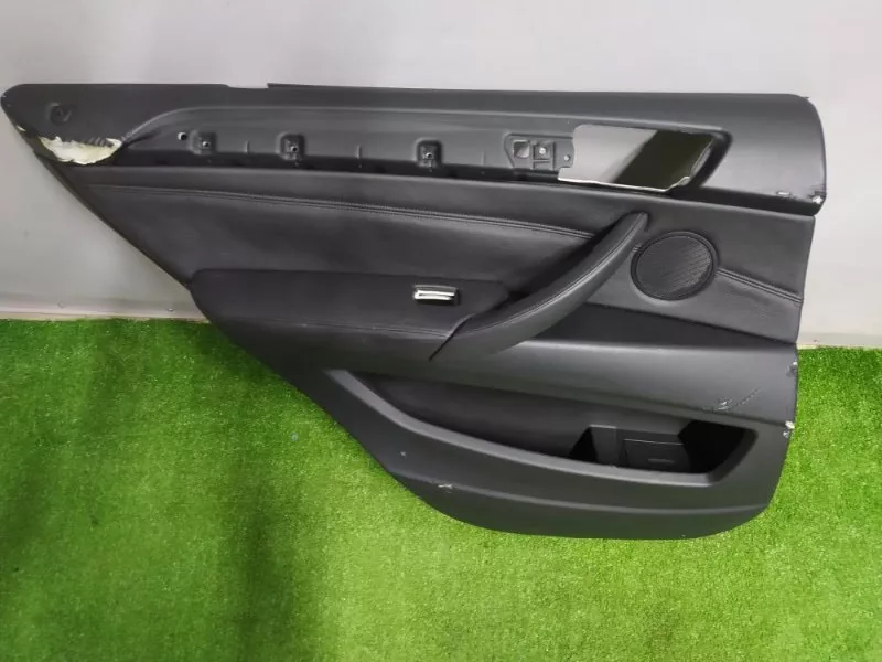 Обшивка двери