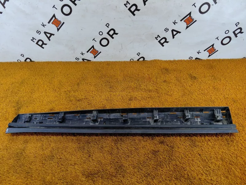 Молдинг двери