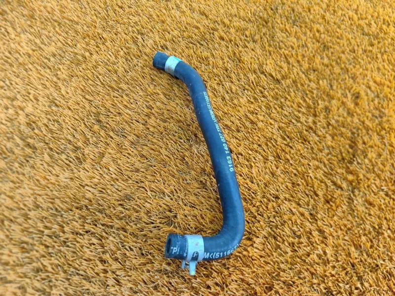 Патрубок радиатора