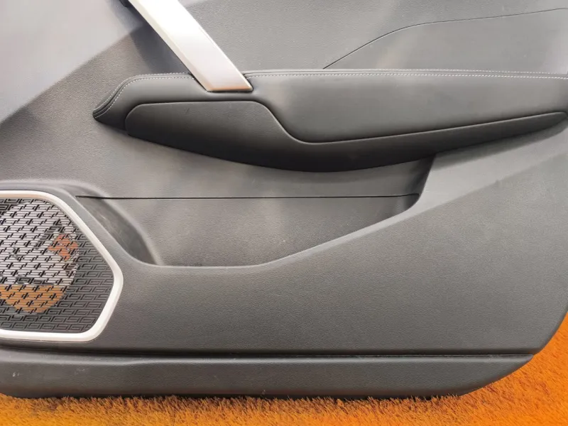 Обшивка двери