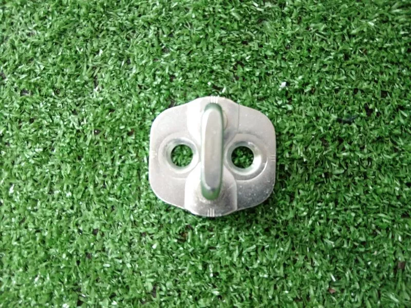 Ответная часть замка двери