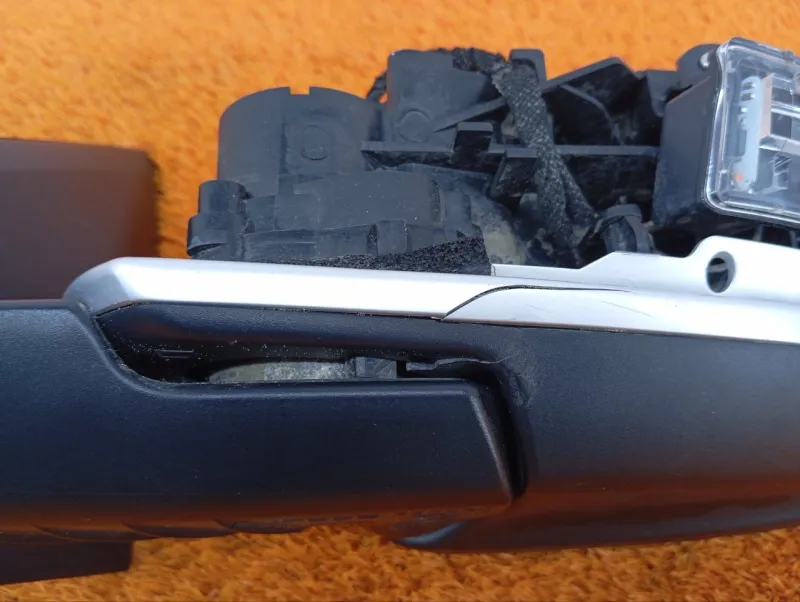 Зеркало боковое